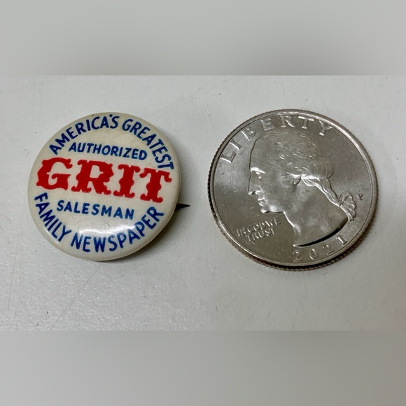 1940s Vtg GRIT Newspaper Authorized Salesman Pinback Button Badge Antique Brooch - Picture 5 of 10